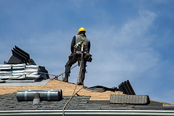 Professional Gutter Installation technician working in Jerome, IL